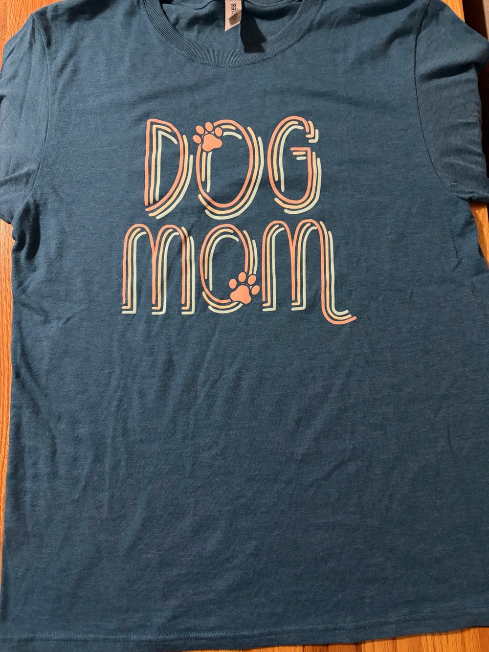 Dog Mom Graphic Tee - Blue with Peach Print